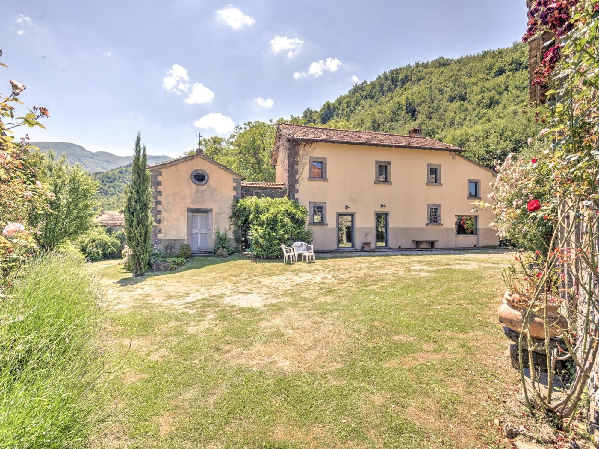 Comfy Home In San Godenzo With Lake Nearby Exterior photo